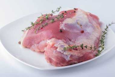 Türkiye 'nin bacakları bitkilerle, baharatlarla dolu.