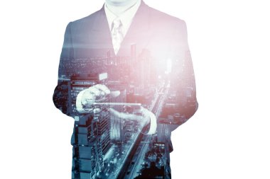 Çift Kişilik iş adamı pozlama iş teknoloji kavramı Modern iş Büyükşehir Belediye ile dijital aygıt Tablet kullanmak