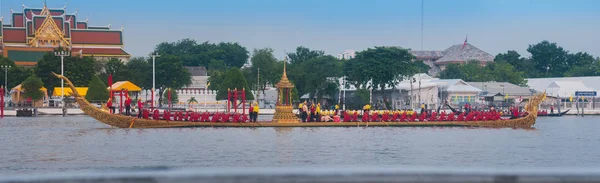 Bangkok, Tailândia - 10 de outubro de 2019: Royal Barge Anantanakkhara — Fotografia de Stock