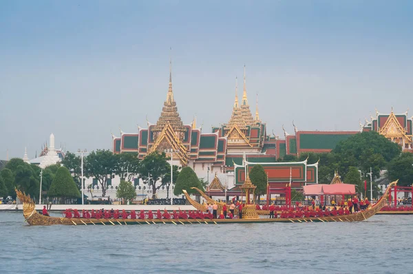 Bangkok, Tailândia - 10 de outubro de 2019: Royal Barge Anantanakkhara — Fotografia de Stock