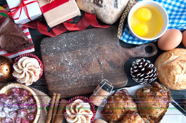 Christmas Meal Ingredients Empty Chopping Board — Stock Photo, Image