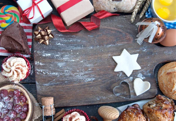 Christmasl Ingredients Empty Chopping Board — Stock Photo, Image