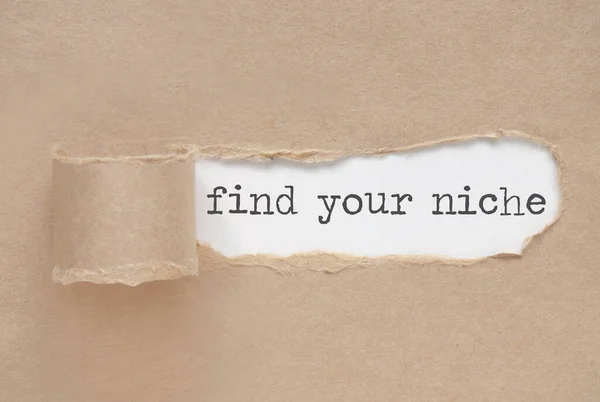 Torn Paper Revealing Words Find Your Niche — Stock Photo, Image