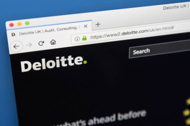 Londra, İngiltere - 23 Mayıs 2018: Deloitte Touche Tohmatsu Limited için-Web sitesinin ana İngiltere'de dahil çok uluslu profesyonel ağ üzerinde 23 Mayıs 2018 muhasebe konusunda uzmanlaşmış hizmetler.