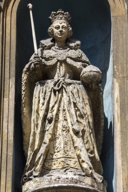 Kraliçe Elizabeth in heykeliyle ben, Fleet Sokağı'nda şehir Londra, Uk üzerinde bulunmaktadır. Onun ömrü boyunca heykel ne kadar tek bilinen heykel.