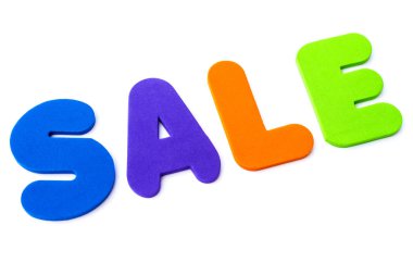 Kelime Satılık düz beyaz arka plan üzerinde.