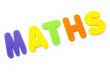 Matematik çok renkli harflerle spelt kelime.