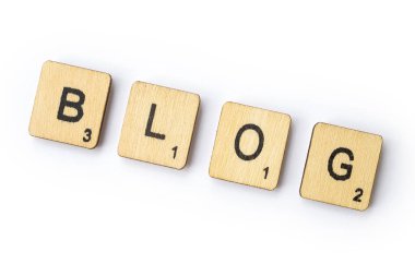 Londra, İngiltere - 28 Haziran 2018: Kelime Blog ahşap Scrabble harf taşlarla, 28 Haziran 2018 üzerinde spelt.