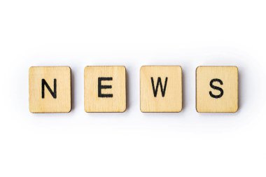 Ahşap aydın taşlarla haber spelt kelime.