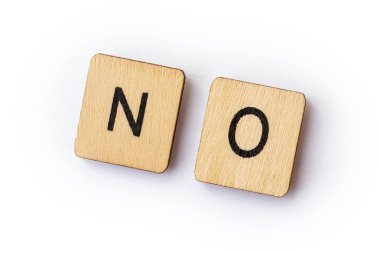 Kelime, Hayır, ahşap mektup taşlarla yazıldığını.