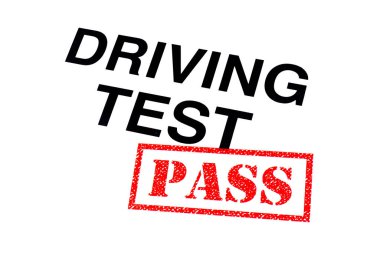 Kırmızı bir Pass damgası ile damgalı bir Test sürüş başlık. 