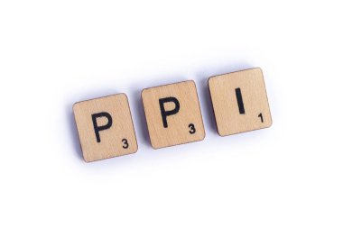 Londra, İngiltere - 7 Temmuz 2018: Kısaltma ÜFE - ödeme koruma sigortası - ahşap mektup Scrabble taşlarla, 7 Temmuz 2018 üzerinde spelt.