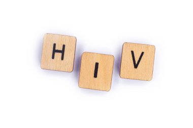 HIV, kısaltma spelt ahşap mektup taşlarla.