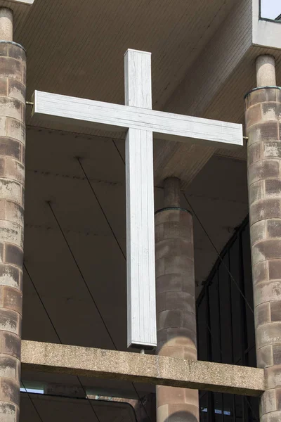 Uma Cruz Religiosa Exterior Histórica Catedral Coventry Midlands Reino Unido — Fotografia de Stock