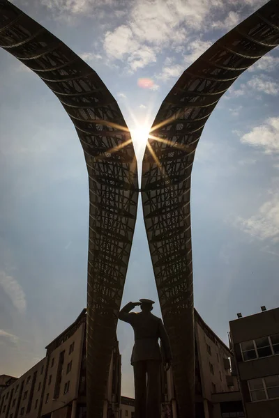 Coventry Wielka Brytania Lipca 2018 Zobacz Silhoutted Whittle Arch Pomnik — Zdjęcie stockowe