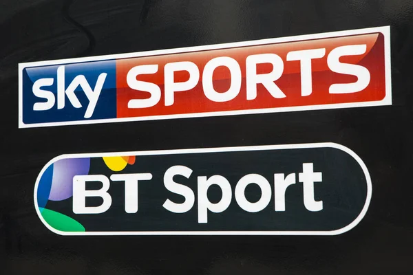Ковентрия Великобритания Июля 2018 Года Крупный План Логотипов Sky Sports — стоковое фото