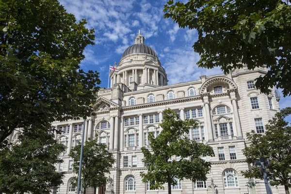 Een Zicht Haven Van Liverpool Gebouw Gelegen Pier Head Liverpool — Stockfoto