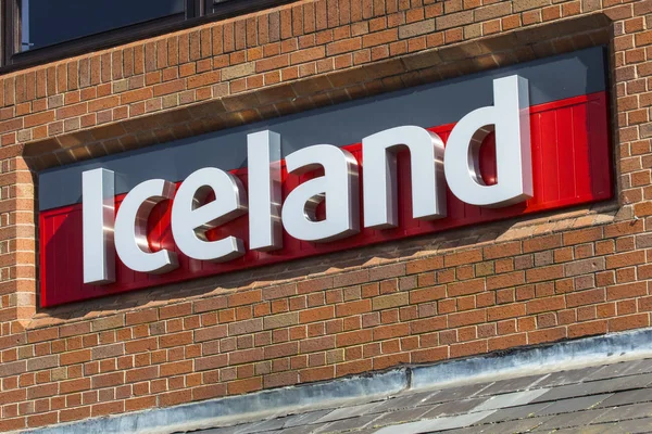 Chester Wielka Brytania Lipca 2018 Islandia Firmy Logo Nad Wejściem — Zdjęcie stockowe