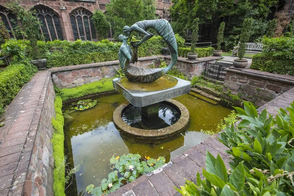 Chester Juli 2018 Die Wunderschöne Skulptur Wasser Des Lebens Garten — Stockfoto