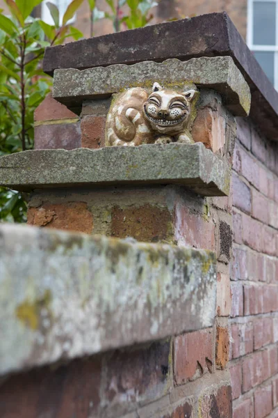 Chester Wielka Brytania 2Nd Sierpień 2018 Uśmiechając Rzeźba Cheshire Cat — Zdjęcie stockowe