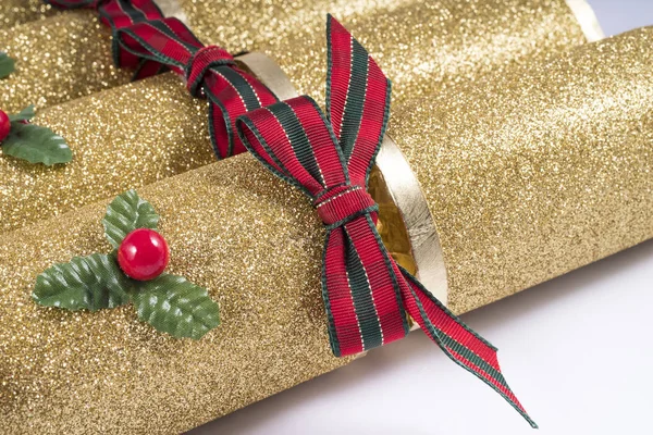Närbild Traditionella Christmas Crackers — Stockfoto