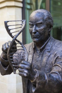 Northampton, UK - November 10th 2018: A statue of famous British molecular biologist, biophysicist and neuroscientist Francis Crick, located in the town of Northampton, UK.  clipart