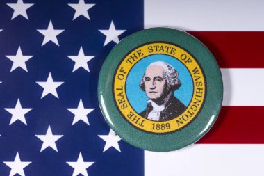 Londra, İngiltere - 15 Kasım 2018: Amerika Birleşik Devletleri bayrağı üzerinde resimde Washington Eyaleti ve mühür tasvir bir rozet.