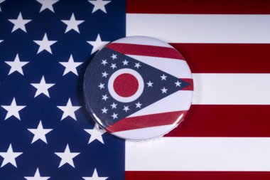 Londra, İngiltere - 15 Kasım 2018: Devlet Ohio, Amerika Birleşik Devletleri bayrağı üzerinde resimde sembolü.