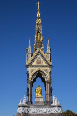 Londra, İngiltere - 27th Eylül 2018: Muhteşem Albert Memorial Kensington Gardens, Londra bir görünüm. 