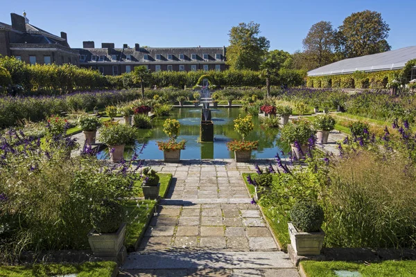 London September 27Th 2018 View Beautiful Sunken Garden Kensington Palace — Stock Photo, Image