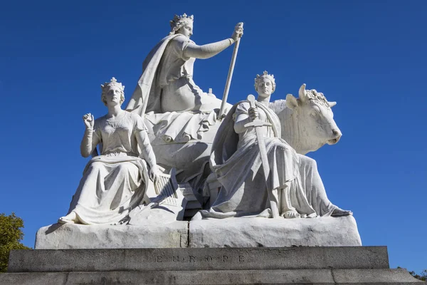 London September 27Th 2018 Sculpture Representing Continent Europe Albert Memorial — Stock Photo, Image