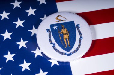 Londra, İngiltere - 20th Kasım 2018: Devlet Massachusetts, Amerika Birleşik Devletleri bayrağı üzerinde resimde sembolü.