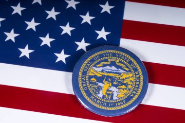 Londra, İngiltere - 20th Kasım 2018: Devlet Nebraska, Amerika Birleşik Devletleri bayrağı üzerinde resimde sembolü.