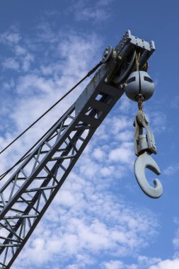 Quay Waterford, İrlanda tarihi şehir içinde yer alan bir orijinal ve heybetli nakliye vinç used. Şehrin bir çok zengin denizcilik tarihi vardır. 