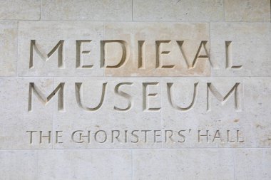 Waterford, İrlanda - 16 Ağustos 2018: Ortaçağ müzede Waterford tarihi şehir İrlanda Cumhuriyeti. 