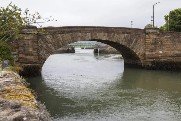 Una Vista Del Puente Devonshire Histórica Ciudad Dungarvan Condado Waterford —  Fotos de Stock