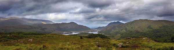 Der Panoramablick Aus Der Sicht Der Damen Wunderschönen Killarney Nationalpark — Stockfoto