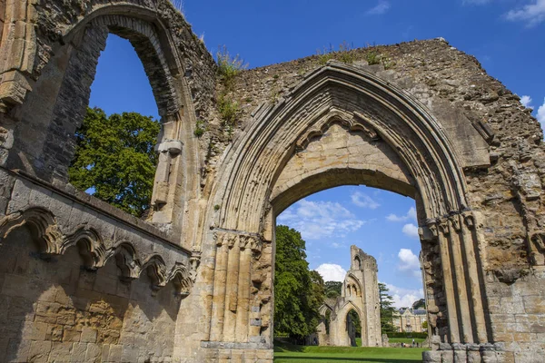 Blick Auf Die Historischen Ruinen Der Abtei Glastonbury Purzelbaum Großbritannien — Stockfoto