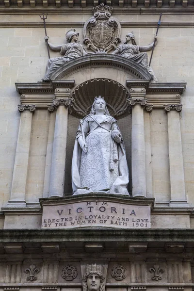Bath August 10Th 2013 Statue Queen Victoria Exterior Victoria Art — Stock Photo, Image