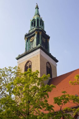 Güzel Marienkirche Almanya Berlin şehir St Mary Kilisesi olarak da bilinir, bir görünümü.