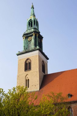Güzel Marienkirche Almanya Berlin şehir St Mary Kilisesi olarak da bilinir, bir görünümü.