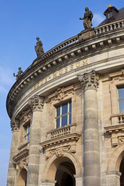 Berlin, Almanya - 17 Nisan 2011: tarihi Bode Müzesi, Berlin, Almanya'nın, ararken.