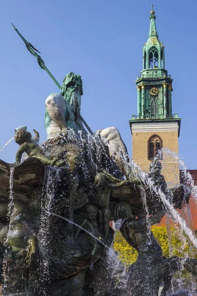 View Beautiful Neptune Fountain Marienkirche Also Known Marys Church City — Stock Photo, Image