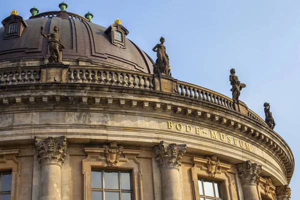 Berlin Duitsland April 2011 Kijken Gevel Van Het Historische Bode — Stockfoto