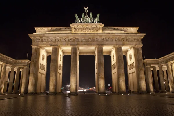 Vista Histórico Portão Brandemburgo Noite Berlim Alemanha — Fotografia de Stock