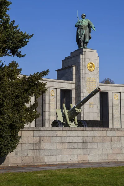 Berlin Germany October 31St 2012 Soviet War Memorial Tiergarten Berlin — Stock Photo, Image