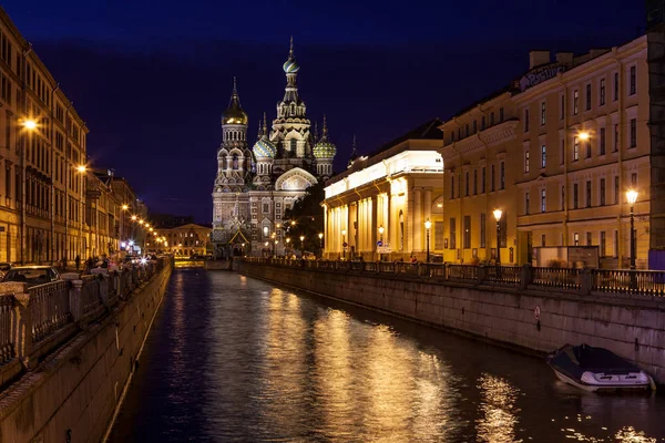 Saint Petersburg Rusya Ağustos 18Th 2011 Bir Görünümü Muhteşem Kilisenin — Stok fotoğraf