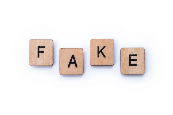 Het woord Fake — Stockfoto