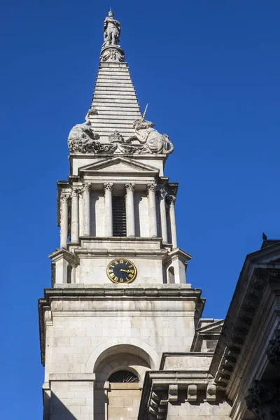St. Georges Bloomsbury w Londynie — Zdjęcie stockowe