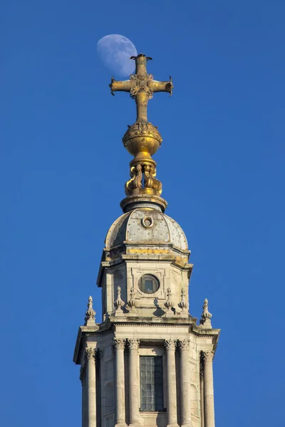 The Moon and St. Pauls Cathedral — Stock Photo, Image